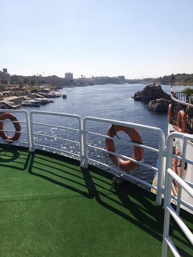 King Tut I Nile Cruise - Every Monday 4 Nights From Luxor - Every Friday 7 Nights From Aswan Esterno foto
